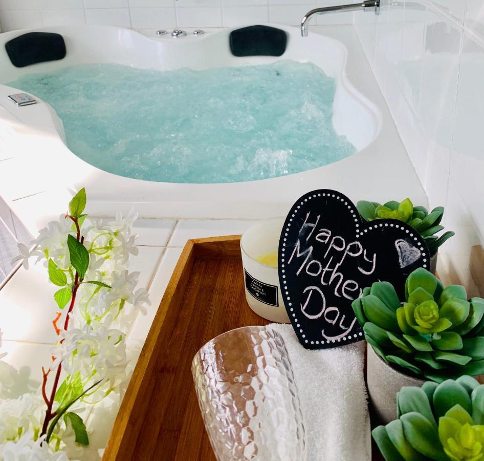Couple'S Luxury Resort Spa Retreat Кауес Екстериор снимка